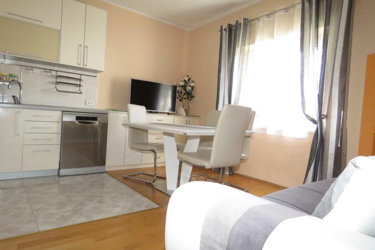 Apartment Central City Makarská Exteriér fotografie